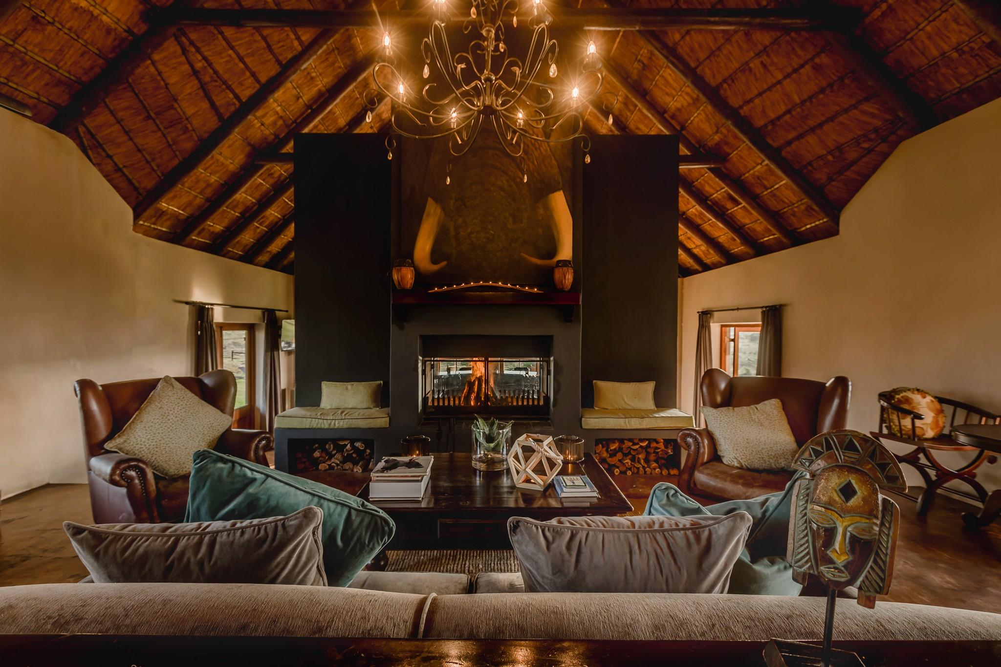 Hlosi Game Lodge - Amakhala Game Reserve Buyskloof Εξωτερικό φωτογραφία